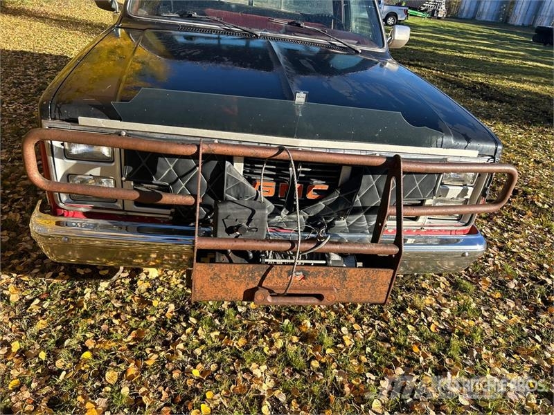 GMC Wrangler 4x4 Pickup Outro