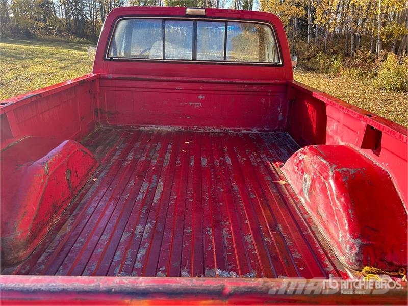 GMC Wrangler 4x4 Pickup Outro
