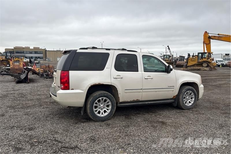 GMC Yukon 4WD SUV Coches