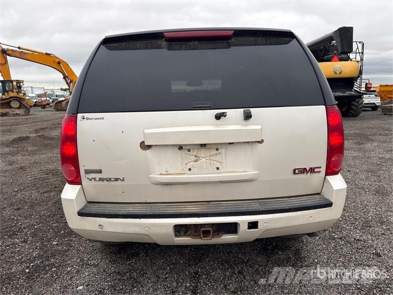 GMC Yukon 4WD SUV Coches