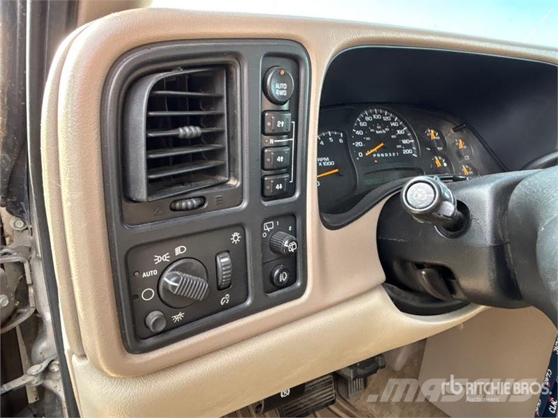 GMC Yukon 4WD SUV Voiture