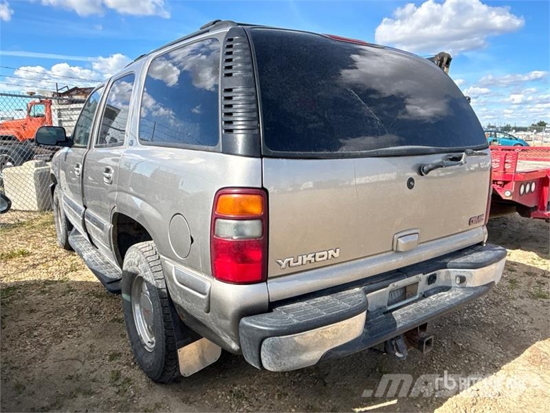 GMC Yukon 4WD SUV (Inoperable) Coches