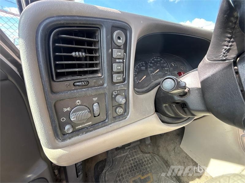 GMC Yukon 4WD SUV (Inoperable) Coches