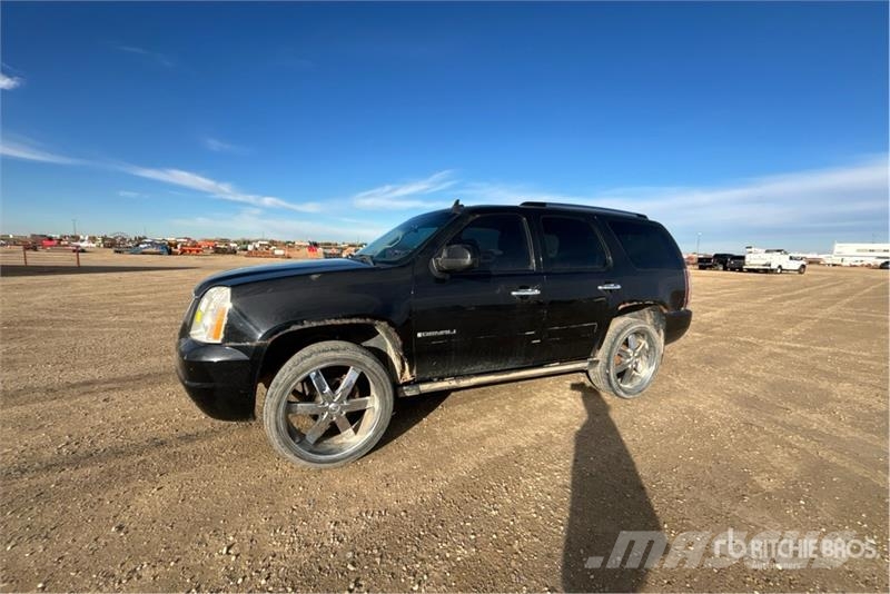 GMC Yukon AWD SUV Auto's