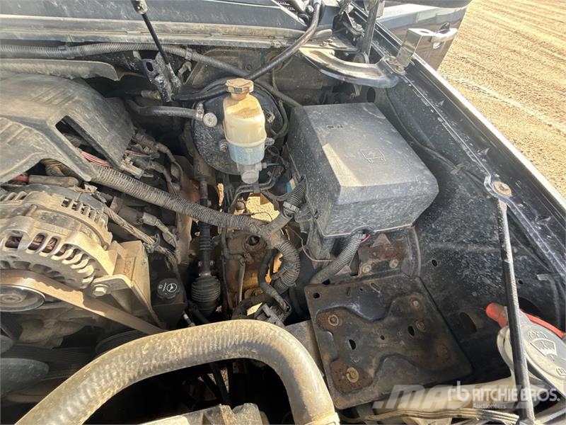GMC Yukon SLT 4x4 SUV Lengvieji automobiliai