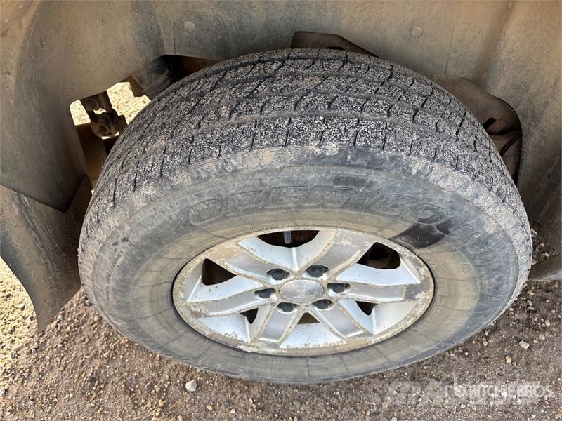 GMC Yukon SLT 4x4 SUV Lengvieji automobiliai