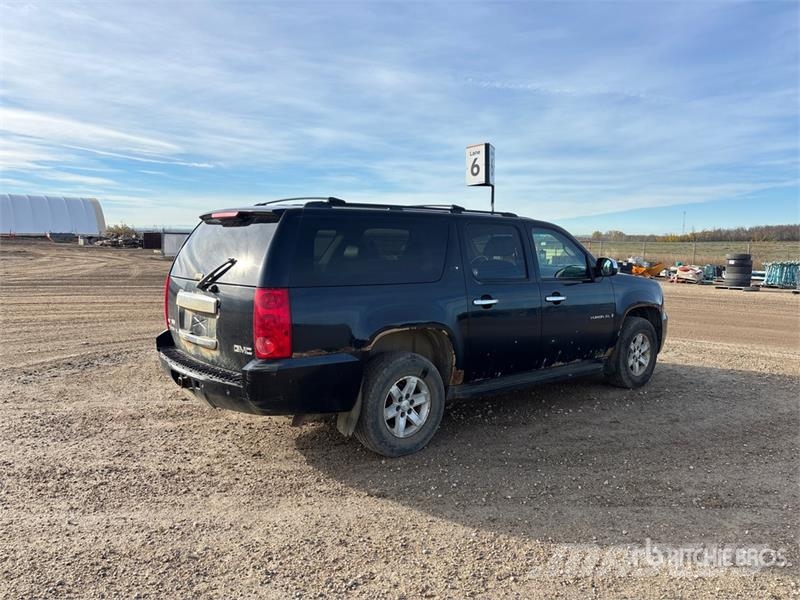 GMC Yukon SLT 4x4 SUV Lengvieji automobiliai