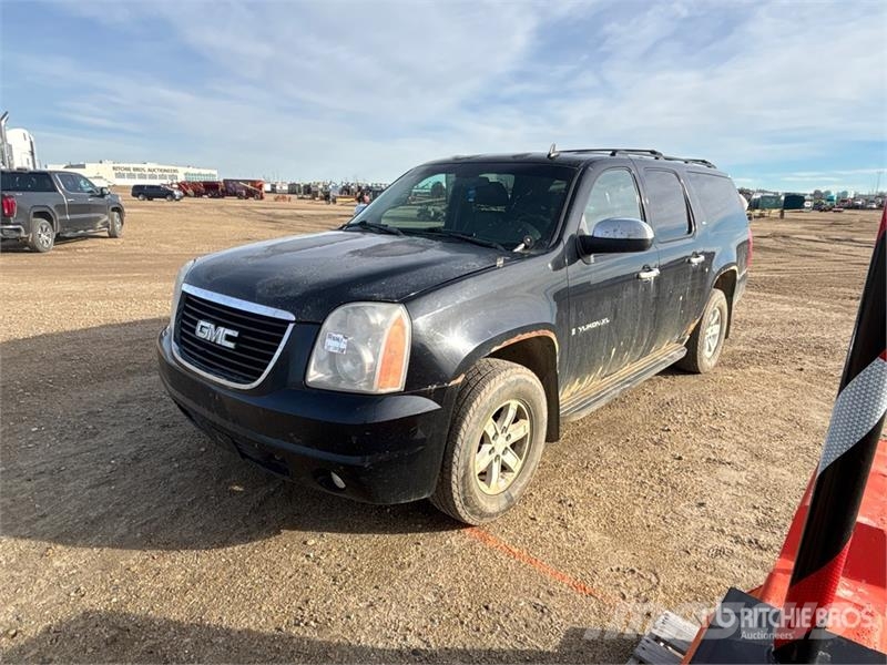 GMC Yukon SLT 4x4 SUV Lengvieji automobiliai