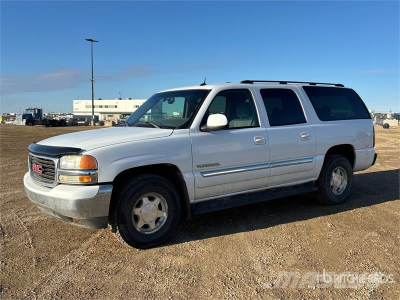 GMC Yukon XL 4WD SUV Avtomobili