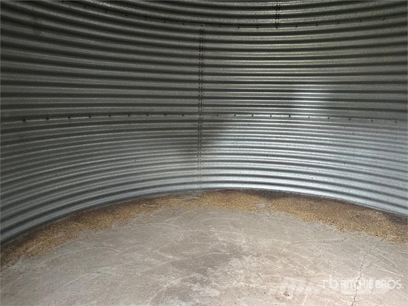 Goebel 2000 Ring Grain Bin Procesadoras de cultivos y unidades de almacenamiento / máquinas - Otros