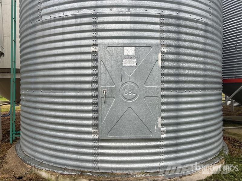 Goebel 2000 Ring Grain Bin Procesadoras de cultivos y unidades de almacenamiento / máquinas - Otros