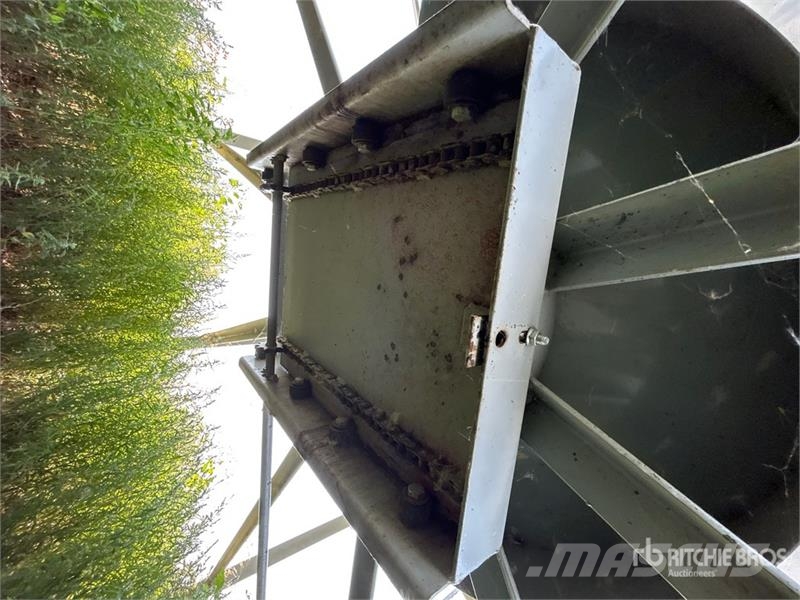 Goebel +/- 4900 bu 5 Ring Hopper Grain Bin Sonstige Ernte Verarbeitung und -lagerung