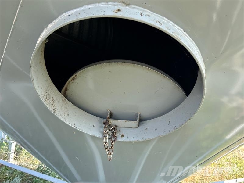 Goebel +/- 4900 bu 5 Ring Hopper Grain Bin Sonstige Ernte Verarbeitung und -lagerung
