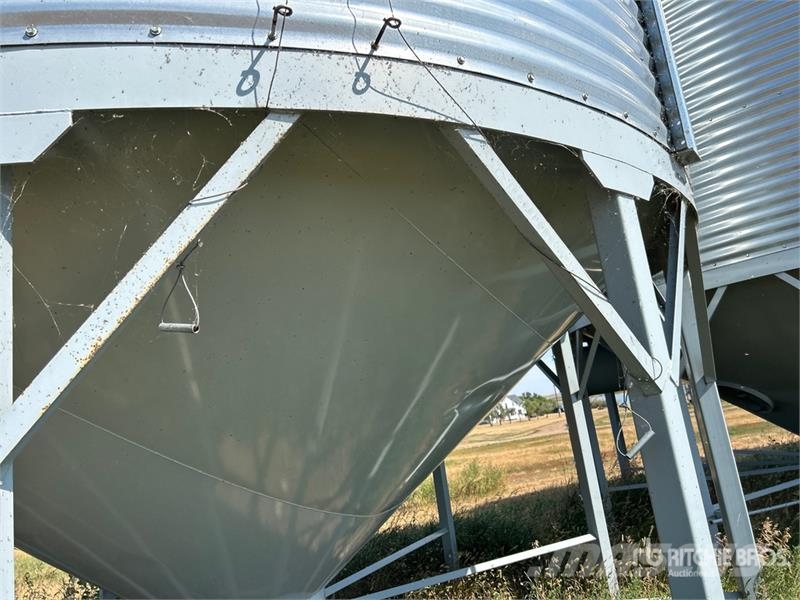 Goebel 8RP18-37-18 +/- 4900 bu 5 Ring Hopper Grain Bin Sonstige Ernte Verarbeitung und -lagerung