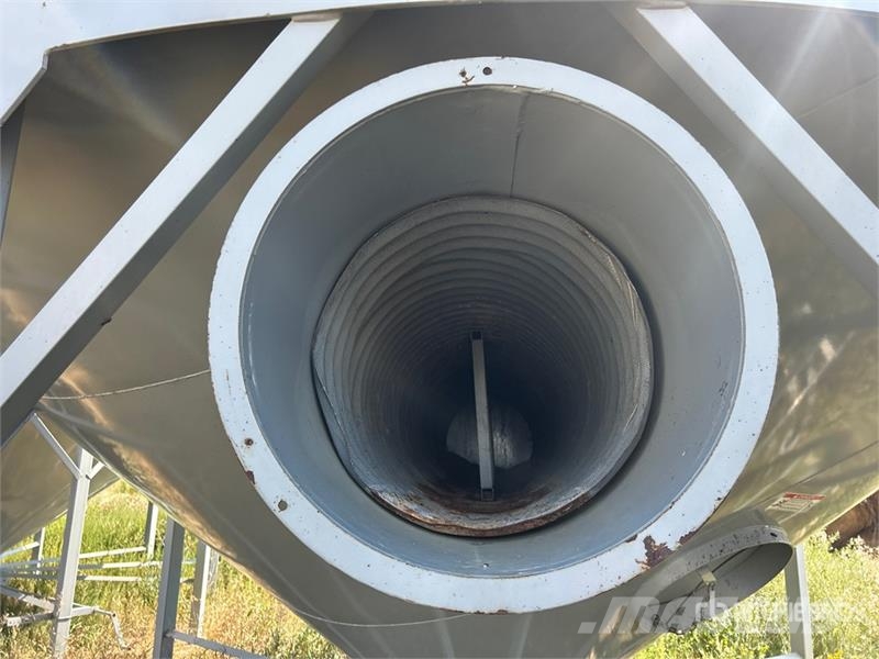 Goebel 8RP18-37-18 +/- 4900 bu 5 Ring Hopper Grain Bin Sonstige Ernte Verarbeitung und -lagerung