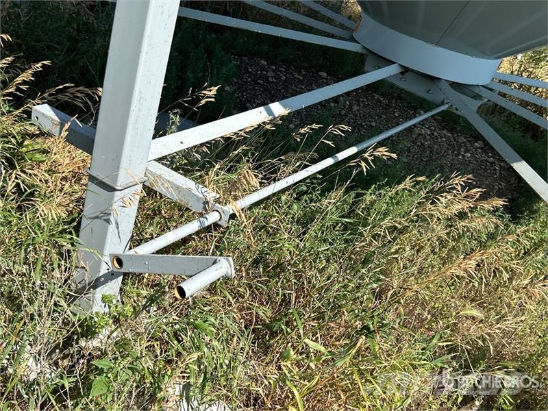 Goebel 8RP18-37-18 +/- 4900 bu 5 Ring Hopper Grain Bin Sonstige Ernte Verarbeitung und -lagerung