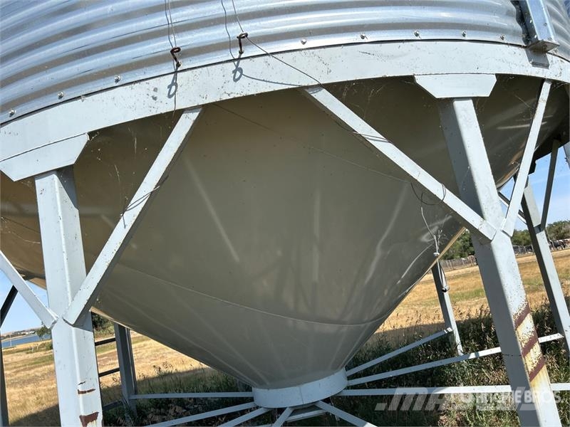 Goebel 8RP18-37-18 +/- 4900 bu 5 Ring Hopper Grain Bin Sonstige Ernte Verarbeitung und -lagerung