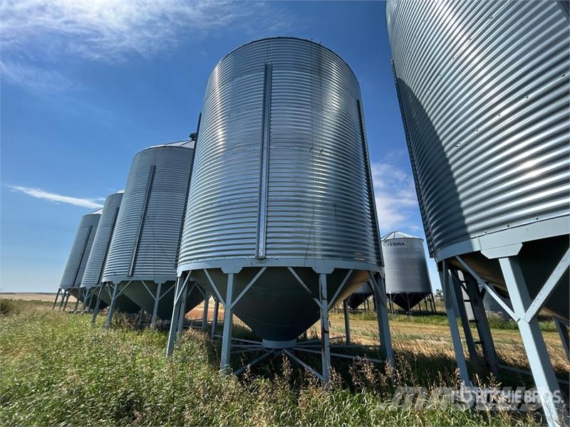 Goebel 8RP18-37-18 +/- 4900 bu 5 Ring Hopper Grain Bin Sonstige Ernte Verarbeitung und -lagerung