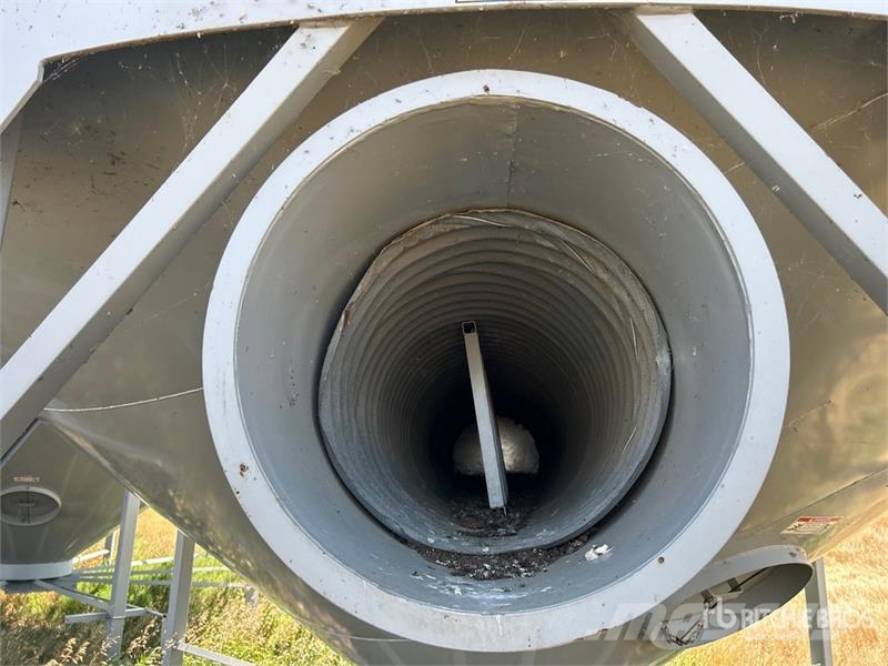 Goebel 8RP18-37-18 +/- 4900 bu 5 Ring Hopper Grain Bin Sonstige Ernte Verarbeitung und -lagerung