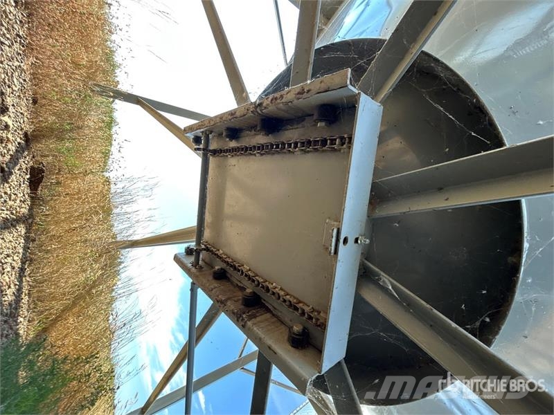 Goebel 8RP18-37-18 +/- 4900 bu 5 Ring Hopper Grain Bin Sonstige Ernte Verarbeitung und -lagerung