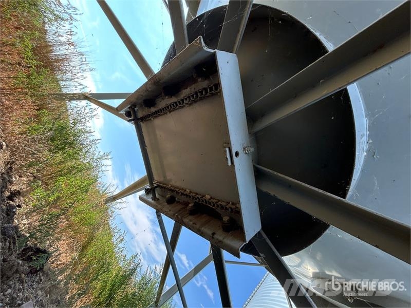 Goebel 8RP18-37-18 +/- 4900 bu 5 Ring Hopper Grain Bin Sonstige Ernte Verarbeitung und -lagerung