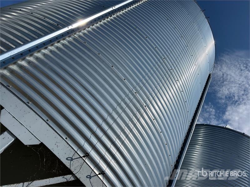 Goebel 8RP18-37-18 +/- 4900 bu 5 Ring Hopper Grain Bin Sonstige Ernte Verarbeitung und -lagerung