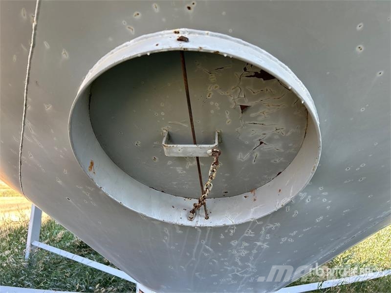 Goebel 8RP18-37-18 +/- 4900 bu 5 Ring Hopper Grain Bin Sonstige Ernte Verarbeitung und -lagerung