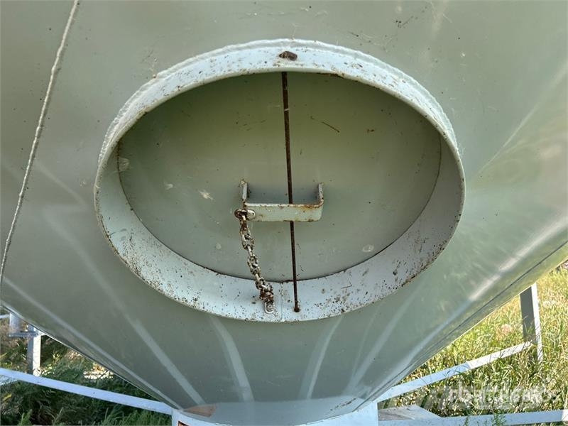 Goebel 8RP18-37-18 +/- 4900 bu 5 Ring Hopper Grain Bin Sonstige Ernte Verarbeitung und -lagerung