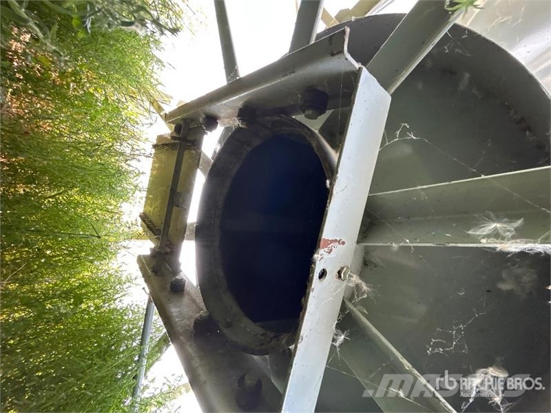 Goebel 8RP18-37-18 +/- 4900 bu 5 Ring Hopper Grain Bin Sonstige Ernte Verarbeitung und -lagerung