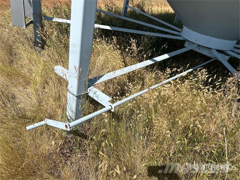 Goebel 8RP18-37-18 +/- 4900 bu 5 Ring Hopper Grain Bin Sonstige Ernte Verarbeitung und -lagerung