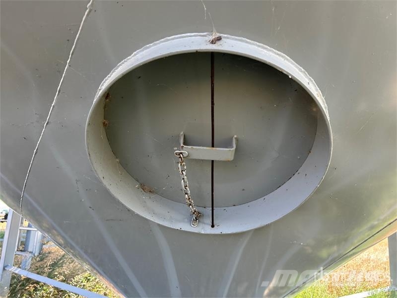 Goebel 8RP18-37-18 +/- 4900 bu 5 Ring Hopper Grain Bin Sonstige Ernte Verarbeitung und -lagerung