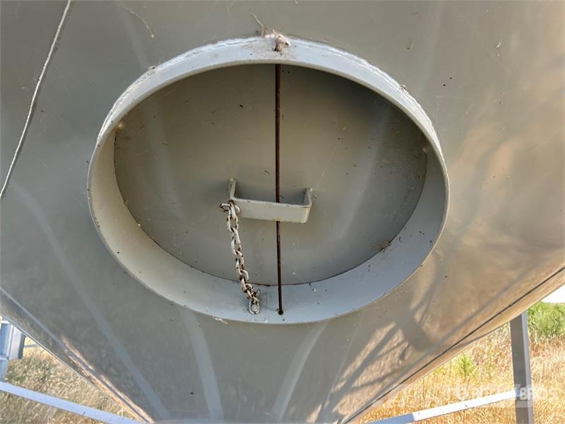 Goebel 8RP18-37-18 +/- 4900 bu 5 Ring Hopper Grain Bin Sonstige Ernte Verarbeitung und -lagerung