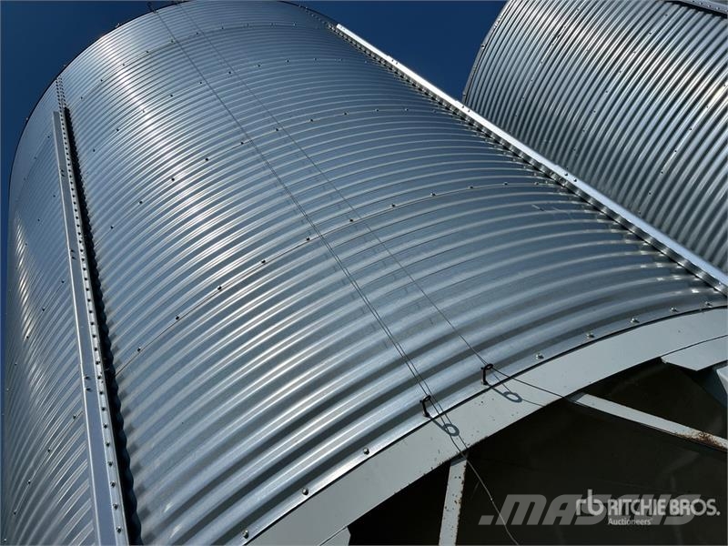 Goebel 8RP18-37-18 +/- 4900 bu 5 Ring Hopper Grain Bin Sonstige Ernte Verarbeitung und -lagerung