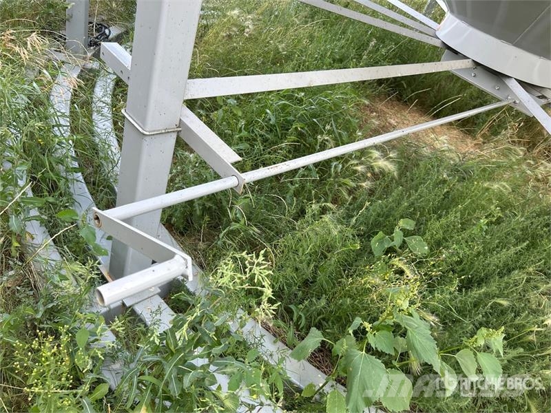 Goebel 8RP18-37-24 +/- 4900 bu 5 Ring Hopper Grain Bin Sonstige Ernte Verarbeitung und -lagerung