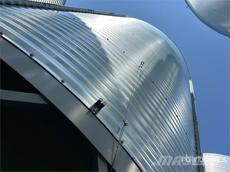 Goebel 8RP18-37-24 +/- 4900 bu 5 Ring Hopper Grain Bin Sonstige Ernte Verarbeitung und -lagerung