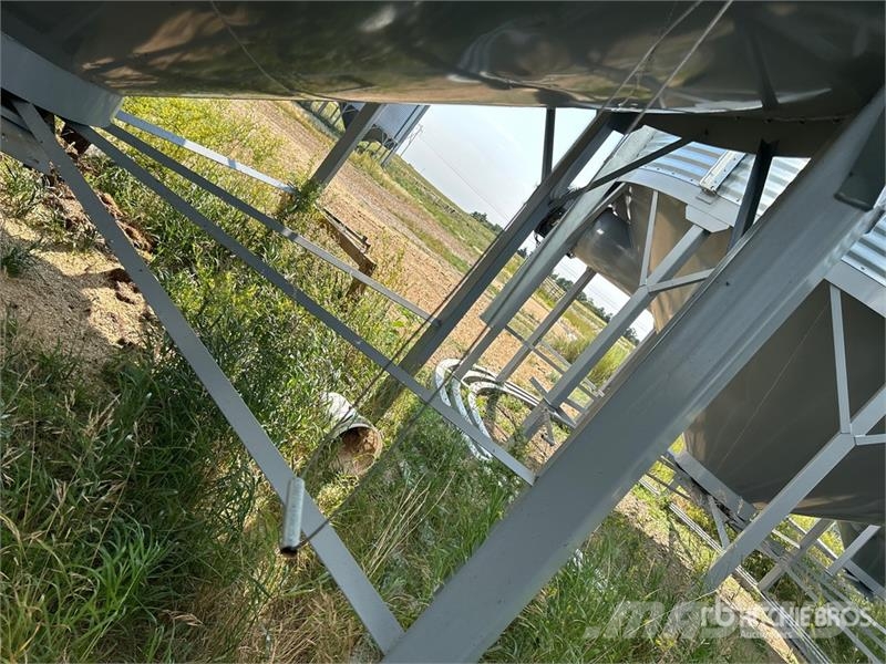 Goebel 8RP18-37-24 +/- 4900 bu 5 Ring Hopper Grain Bin Sonstige Ernte Verarbeitung und -lagerung