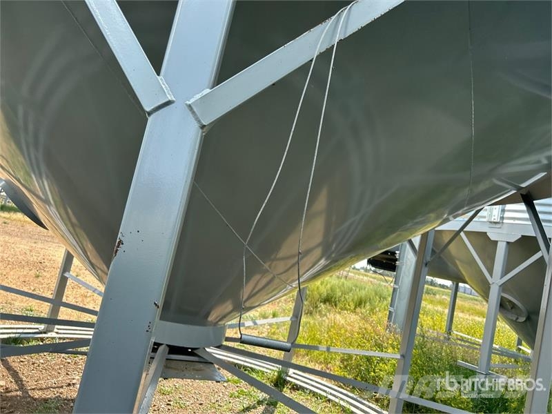 Goebel 8RP18-37-24 +/- 4900 bu 5 Ring Hopper Grain Bin Sonstige Ernte Verarbeitung und -lagerung