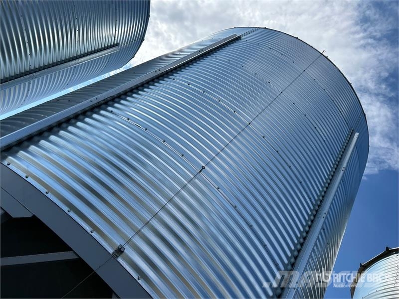 Goebel 8RP18-37-24 +/- 4900 bu 5 Ring Hopper Grain Bin Sonstige Ernte Verarbeitung und -lagerung