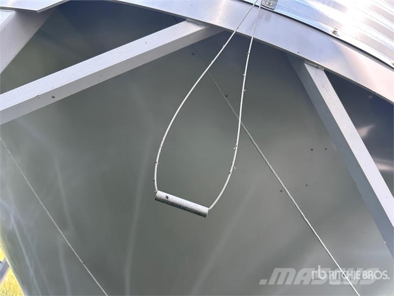 Goebel 8RP18-37-24 +/- 4900 bu 5 Ring Hopper Grain Bin Sonstige Ernte Verarbeitung und -lagerung