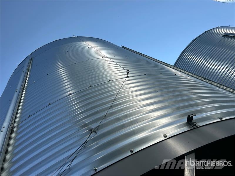 Goebel 8RP18-37-24 +/- 4900 bu 5 Ring Hopper Grain Bin Sonstige Ernte Verarbeitung und -lagerung
