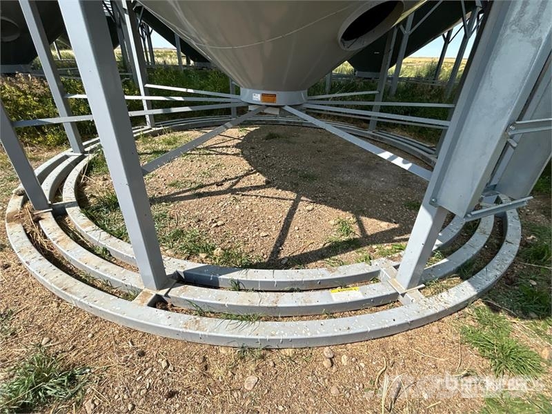 Goebel 8RP18-37-24 +/- 4900 bu 5 Ring Hopper Grain Bin Sonstige Ernte Verarbeitung und -lagerung