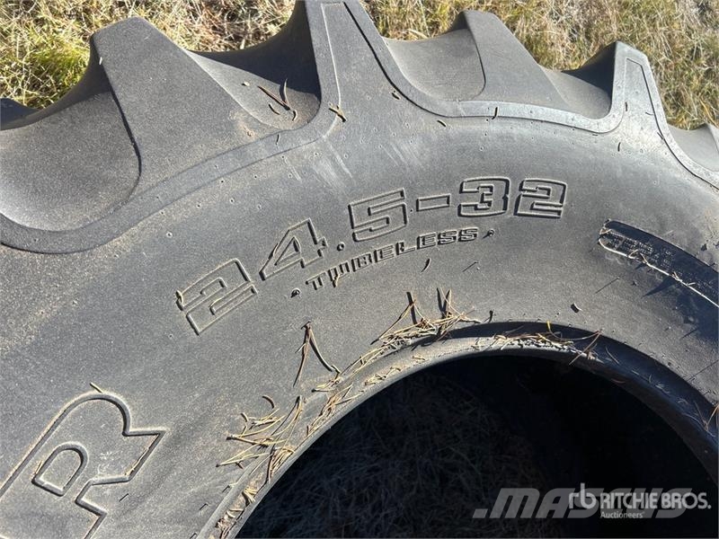 Goodyear 24.5-32 Tires Gume, točkovi i felne