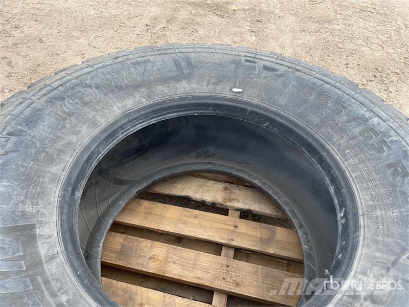 Goodyear 445/65R22.5 Tires Ελαστικά και ζάντες