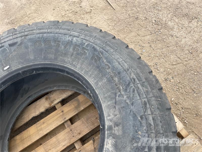 Goodyear 445/65R22.5 Tires Ελαστικά και ζάντες