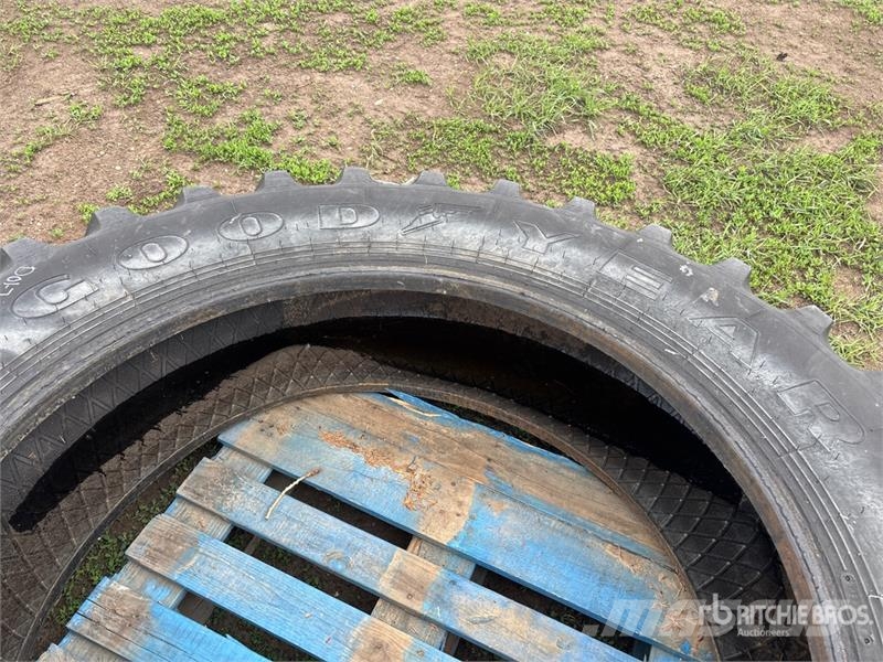 Goodyear Dyna Torque 480/80R42 Tires Pneus, roues et jantes