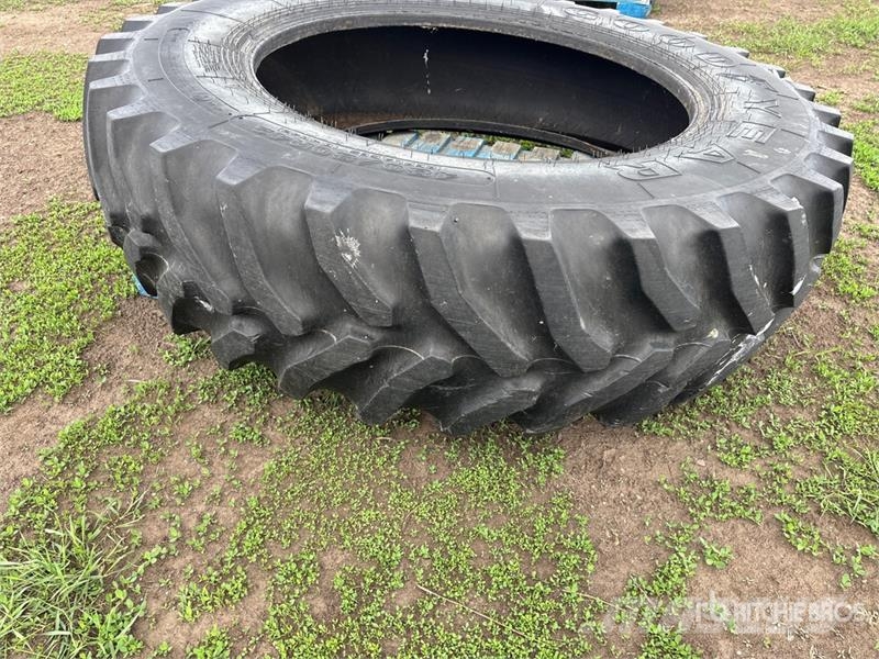 Goodyear Dyna Torque 480/80R42 Tires Pneus, roues et jantes