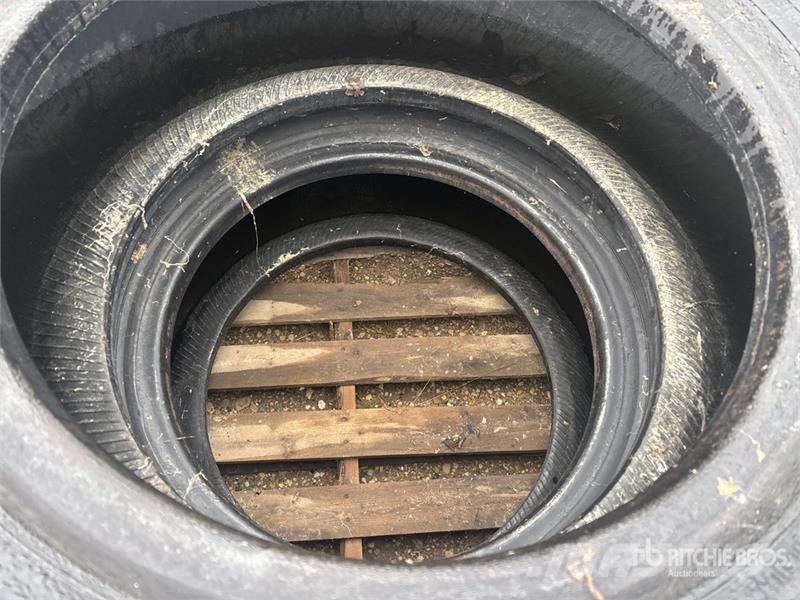 Goodyear of (2) Goodyear Unisteel 17.5R25 Tires (Unused) Däck, hjul och fälgar