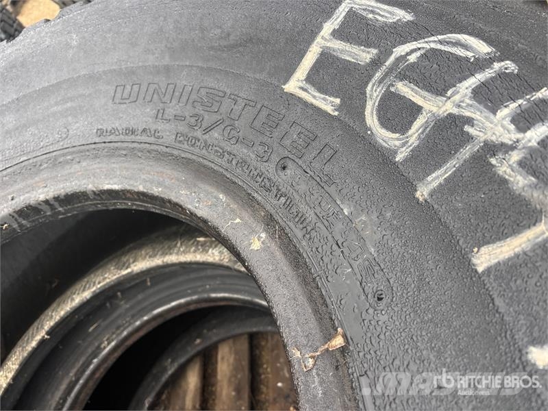 Goodyear of (2) Goodyear Unisteel 17.5R25 Tires (Unused) Däck, hjul och fälgar