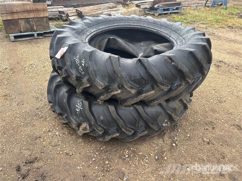 Goodyear of (2) Goodyear Traction Torque 18.4-34 Tires Däck, hjul och fälgar