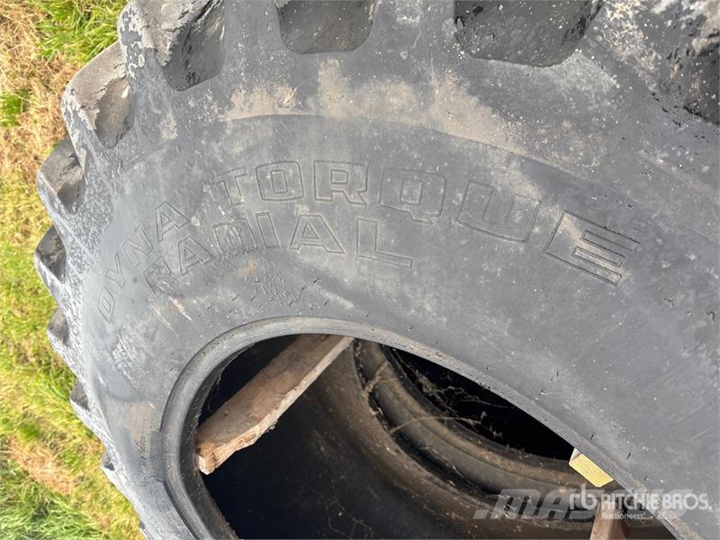 Goodyear of (2) Goodyear 24.5R32 Tires Gume, točkovi i felne